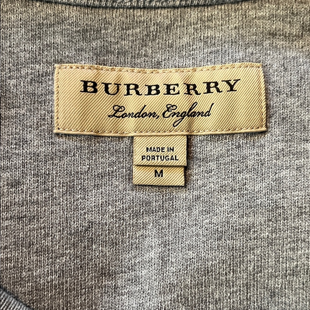 Burberry Sweatshirt (Size: M) - Picture 5 of 9